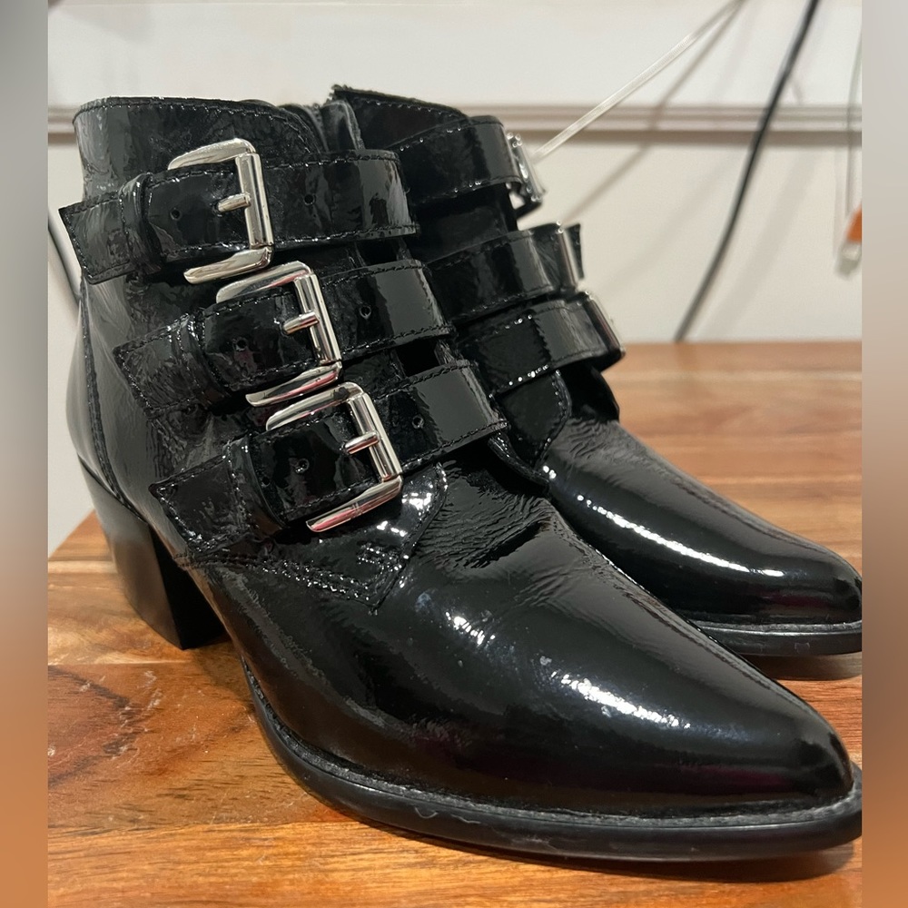 Black booties size 6